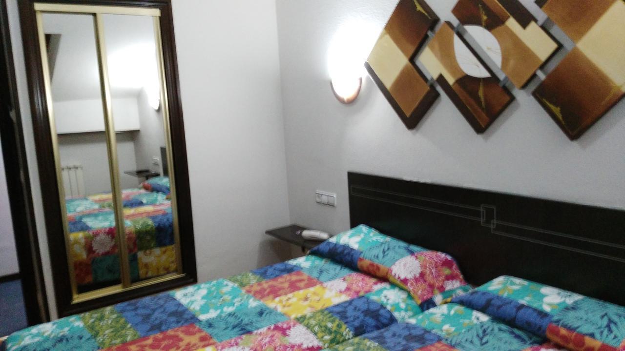 Hotel Santa Clara à Oviede Extérieur photo